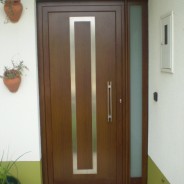 Door with wood impression