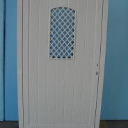 Porte avec réseau